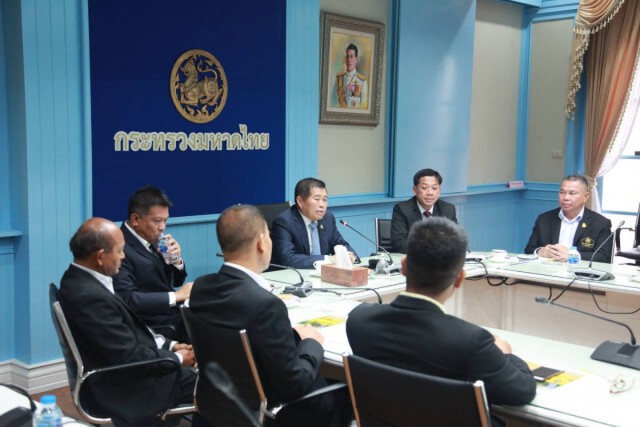 อบต.ทั่วประเทศร่วมหนุน "นิพนธ์" ขับเคลื่อนสร้างชุมชน ตำบลขับขี่ปลอดภัยทั่วไทย