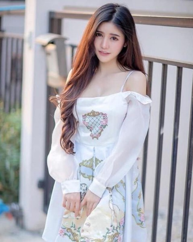 "บลู จิรารัตน์" ทุ่มเงินล้านบินตรงเกาหลี ศัลยกรรมยกหน้า