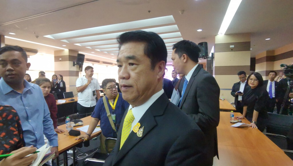 'สุริยะ'​ เครียด! ขอตอบสื่อปมทางออกเหมืองอัคราหลังประชุม​ ครม.เศรษฐกิจ​ พรุ่งนี้​ (1​พ.ย.62)​