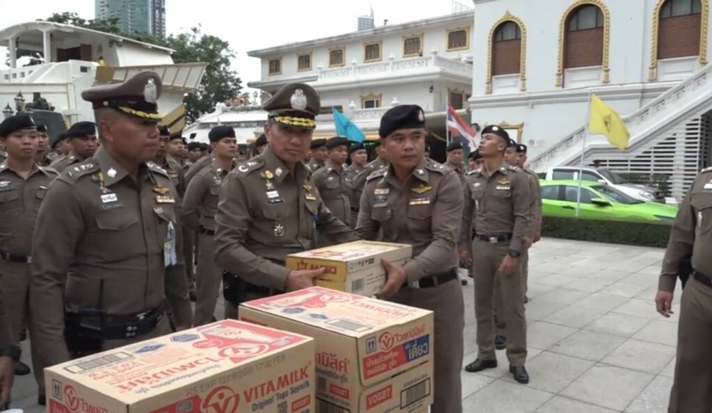 ตำรวจนครบาล 6 ปล่อยแถวเตรียมความพร้อม