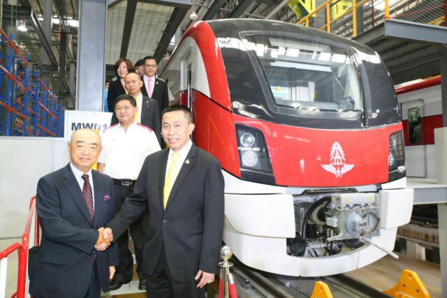 เปิดตัว! รถไฟฟ้าชานเมืองสายสีแดง ล็อตแรก