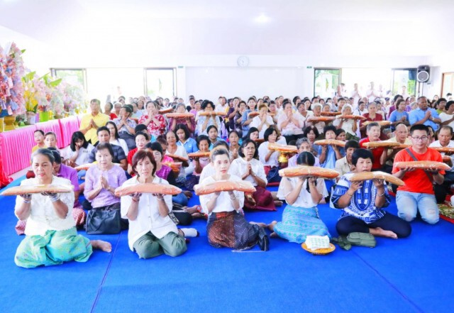 มท.2 ประธานอุปถัมภ์ทอดกฐิน ของการประปานครหลวงกรุงเทพมหานคร