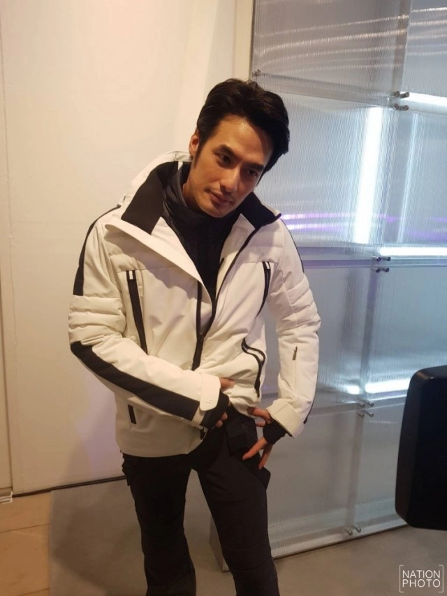 "บอย-ปกรณ์" ผ่าตัดด่วน หลังโดนแมลงกินเนื้อกัดที่ญี่ปุ่น