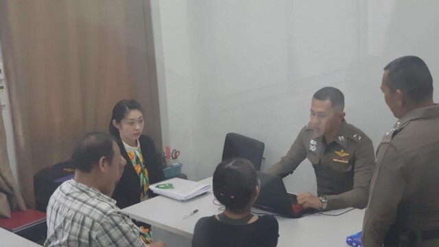 "แม่มณี" ตอบแล้ว! เรื่องสัมพันธ์ลึกซึ้งกับพระเอกบนรถ