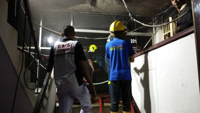 ไฟไหม้โรงพักศาลาแดง ตร.พาผู้ต้องหาหนีไฟจ้าละหวั่น
