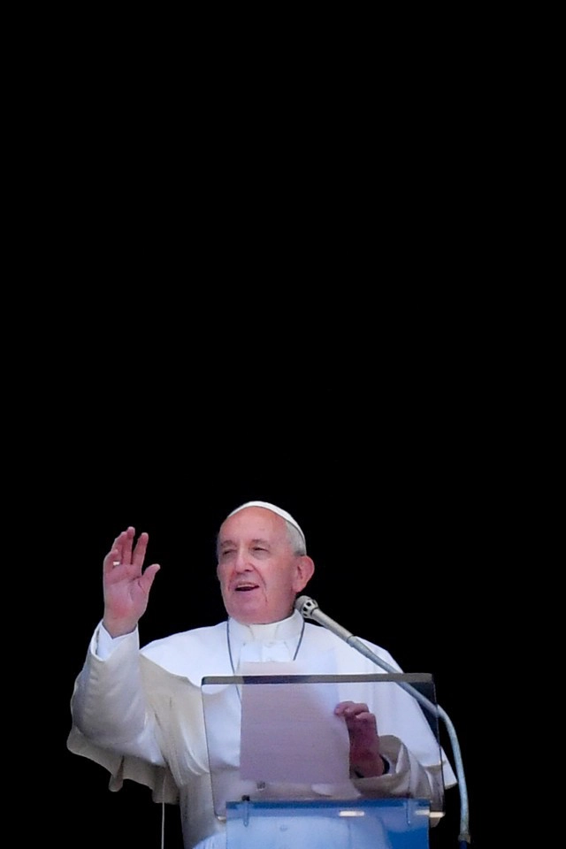 รถ "Popemobile" โป๊ป ฟรานซิส ในการเสด็จเยือนไทย