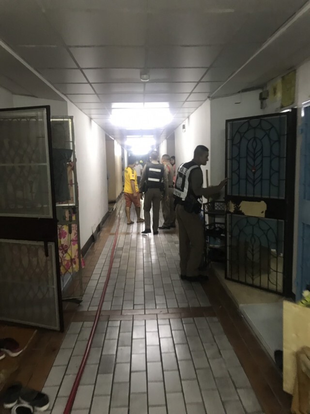 สลด! ไฟคลอกชายชราวัย 70 จุดเทียนล้มใส่ที่นอนดับอนาถ