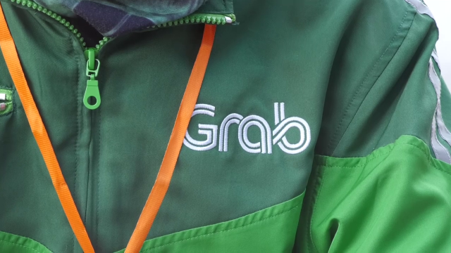 หนุ่ม Grab เล่าวินาทีส่งออดเดอร์ให้ 2 หนุ่มน้อยบุญทุ่ม "ไม่เอาตังทอน"