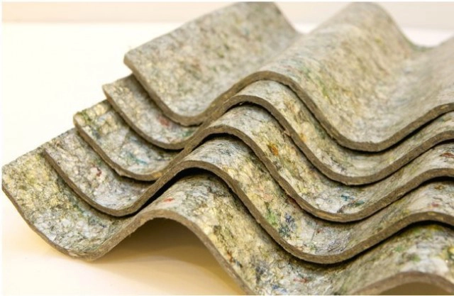 หลังคารีไซเคิลทำจากกล่องนม