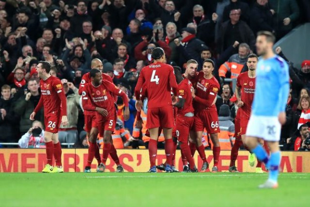 "หงส์" ไร้เทียมทาน ถล่มเรือใบ อับปาง 3-1 ยึดจ่าฝูงต่อไป