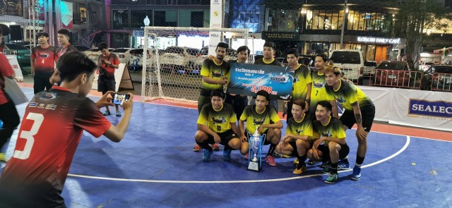 แข้งม.นอร์ทกรุงเทพ โชว์ผลงานคว่้าแชมป์ฟุตซอลคมชัดลึกรุ่นปชช.