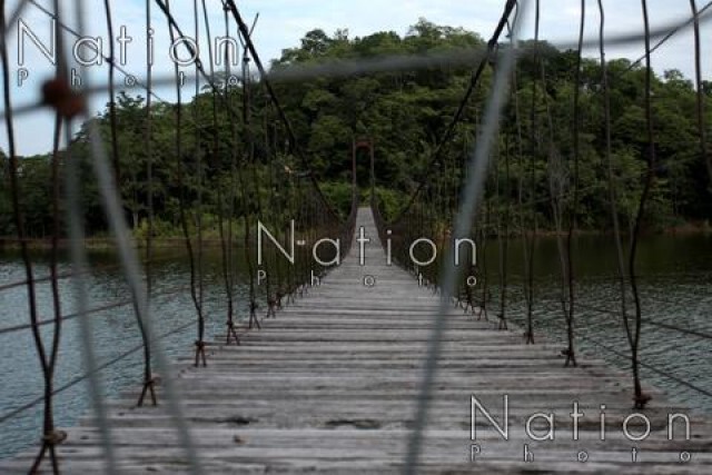 "ชัยวัฒน์ "สาบานที่สะพานแขวน จุดพบกระดูก