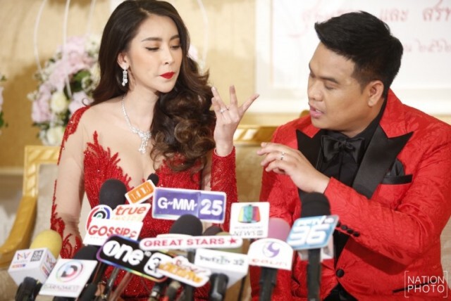 "ใหม่ สุคนธวา และ ต้น สรพงษ์ " เผย สินสอดทั้งหมดเกิน10ล้าน!!