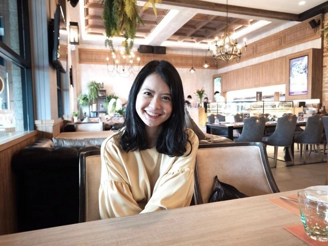 โบว์ อดีตแฟน ป๊อป ปองกูล โผล่คอมเมนต์ไอจี หลังจากเลิกรา