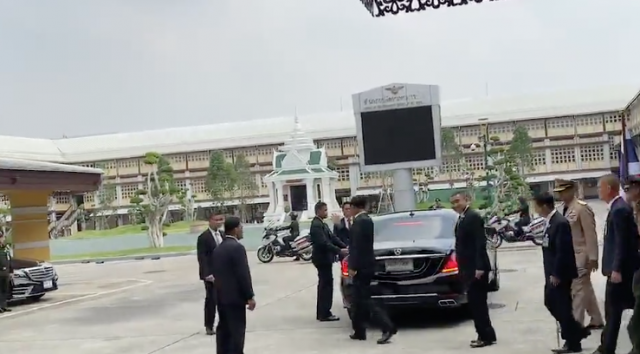 "นายกฯ"งดตอบ คุย"เสี่ยหนู"หลังลือรอยร้าวใน ครม.