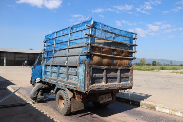 ทุ่งรวงทองระทมขาดทุนยับ ซีพีฯ ไม่รับซื้อข้าว อ้างไม่ได้มาตรฐาน
