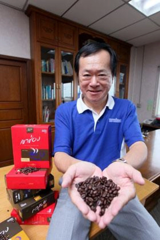 เจ้าบ่าว วัย 70 ปี แต่งเจ้าสาวรุ่นลูก ที่แท้เป็นเจ้าสัว