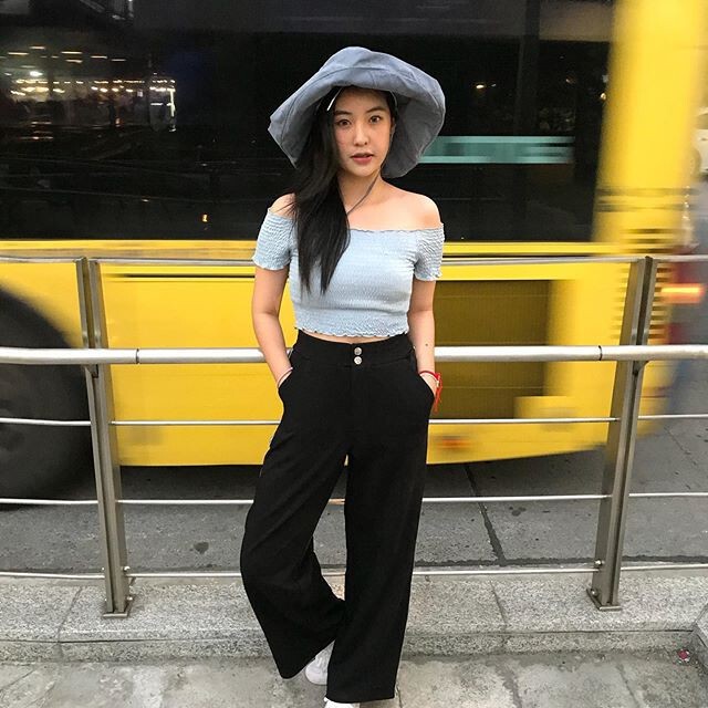 "น้องพลอย" ลูกสาว เท่ง เถิดเทิง ขึ้นเวทีกับพ่อครั้งแรกโดนเเซวเพียบ