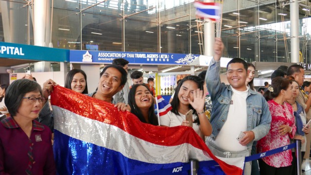 สวยสมมง "บิ้นท์" มิสอินเตอร์ฯ 2019 แฟนคลับแห่ต้อนรับกลับไทย