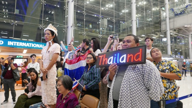 สวยสมมง "บิ้นท์" มิสอินเตอร์ฯ 2019 แฟนคลับแห่ต้อนรับกลับไทย