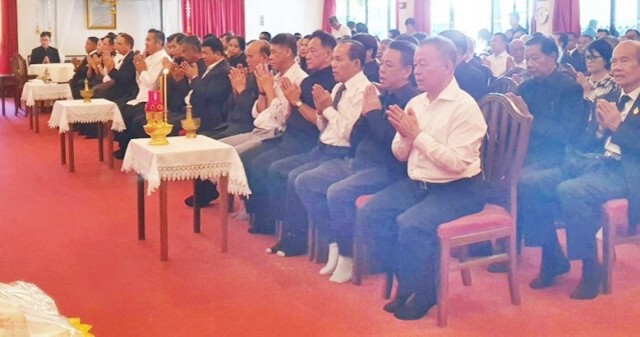 อดีตนายทหารคนสนิท พลเอกเปรม  นำชาวปักษ์ใต้ ร่วมบำเพ็ญกุศล