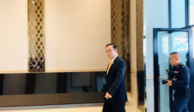 นายกฯ ปลื้ม! โพลปชช. ให้คะแนนรัฐ "ทำงานหนัก ไม่ด่างพร้อย"