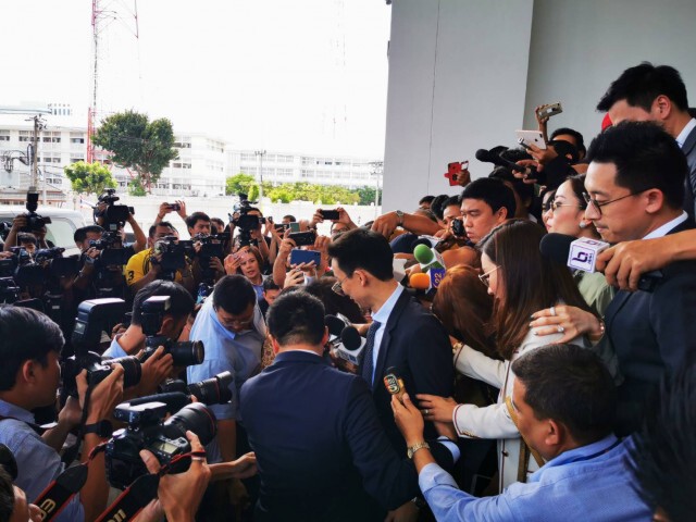 ด่วน! ศาลอาญา ยกฟ้อง "โอ๊ค" คดีฟอกเงินกรุงไทย เหตุ พยานหลักฐานไม่เพียงพอ