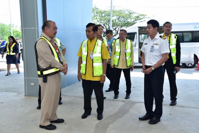 "ถาวร" เปิดเที่ยวบินปฐมฤกษ์ "เวียตเจ็ท" "สุวรรณภูมิ - อุดรธานี"