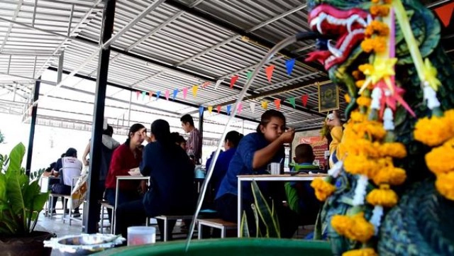 ส้มตำลีลา ขวัญใจฝรั่ง ทั้งเผ็ดทั้งแซ่บ