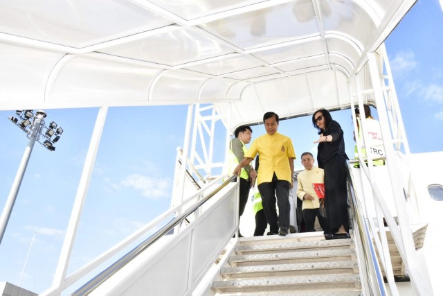 "ถาวร" เปิดเที่ยวบินปฐมฤกษ์ "เวียตเจ็ท" "สุวรรณภูมิ - อุดรธานี"