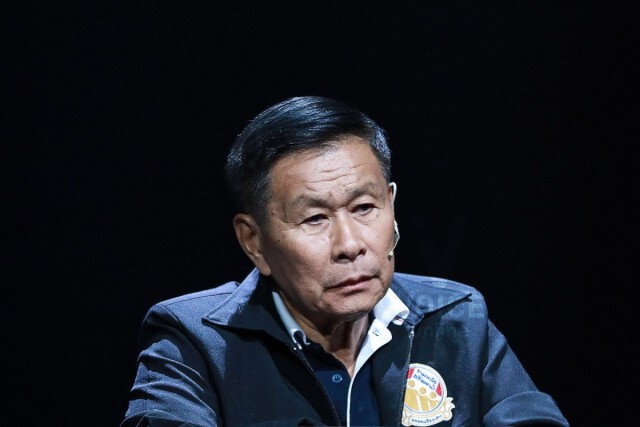 "สิระ" เลื่อนปลด "เสรีพิศุทธ์"