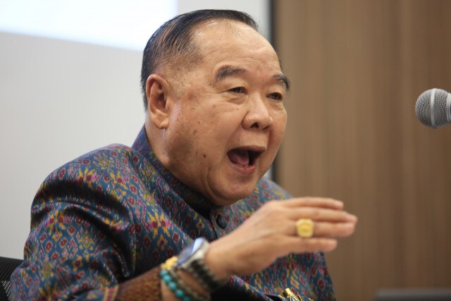 "บิ๊กป้อม" ลั่น ไม่ป้อง "ปารีณา" ถ้ารุกที่ป่าจริงปล่อยเป็นเรื่องกม.