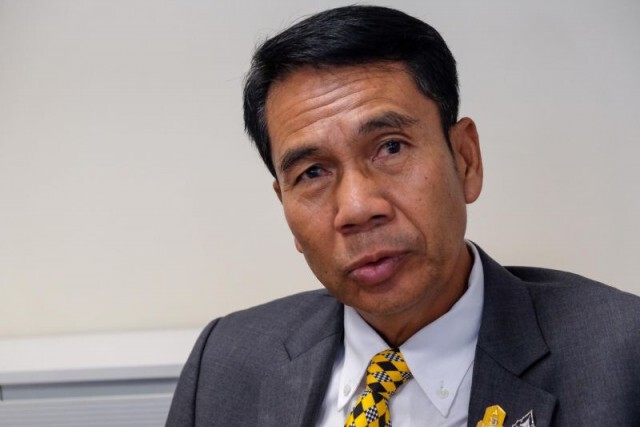 "สุทิน" หวั่นรัฐบาลแกล้ง จัดวันอภิปรายตรงปีใหม่-เลือกตั้งซ้อม