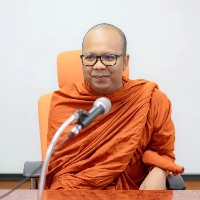 "พระมหาไพรวัลย์" พ้อเหนื่อยใจ เจอชาวเน็ตตำหนิอวดรู้ ปมพระตุ๊ด