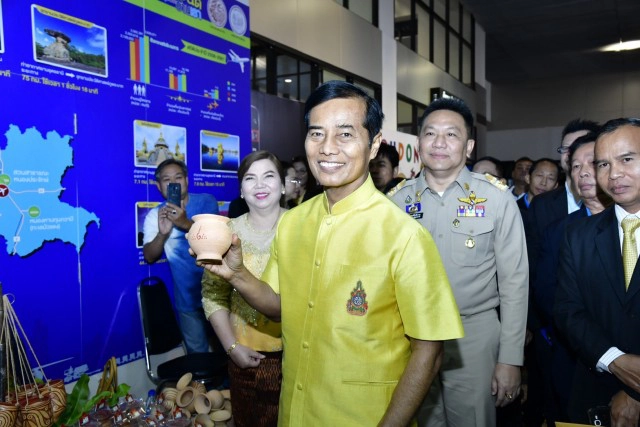 "ถาวร" เปิดเที่ยวบินปฐมฤกษ์ "เวียตเจ็ท" "สุวรรณภูมิ - อุดรธานี"