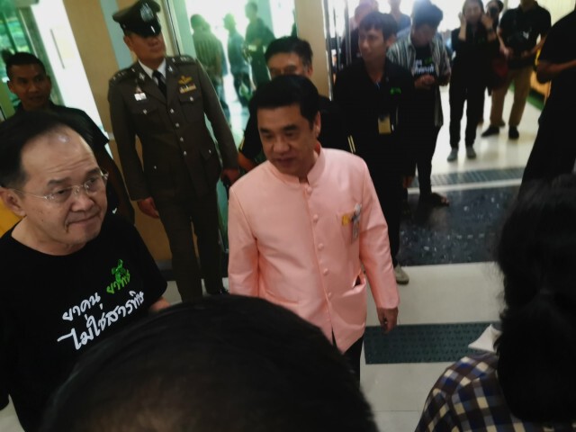 "สุริยะ" ยันพรุ่งนี้​ (27​ พ.ย.)​ รู้แน่เลื่อน​-ไม่เลื่อนแบน​สารพิษ! ​ ชี้ต้องไม่กระทบส่งออก-นำเข้า