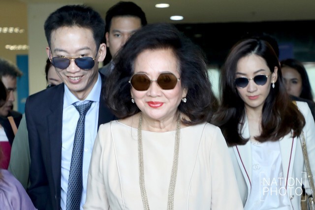 ลุ้น! วันนี้ 10.00 น. คำพิพากษา คดีช่วยเลี่ยงภาษี! โอ๊ค - พินทองทา