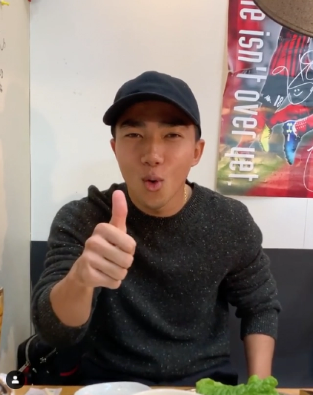 "เจ ชนาธิป" ทำคลิปเลียนแบบ "โชเล่ย์" สุดฮา