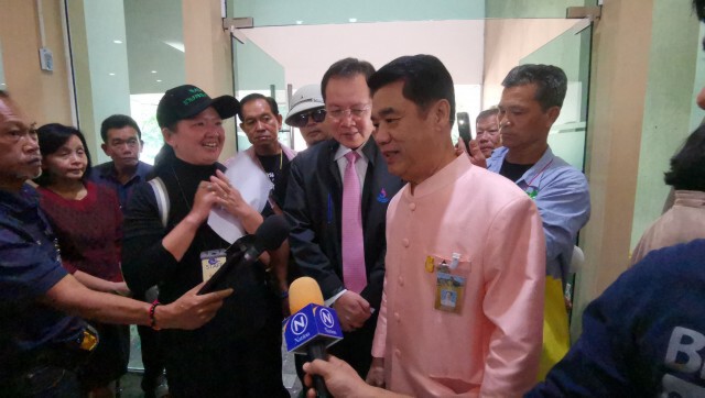 "สุริยะ" ยันพรุ่งนี้​ (27​ พ.ย.)​ รู้แน่เลื่อน​-ไม่เลื่อนแบน​สารพิษ! ​ ชี้ต้องไม่กระทบส่งออก-นำเข้า