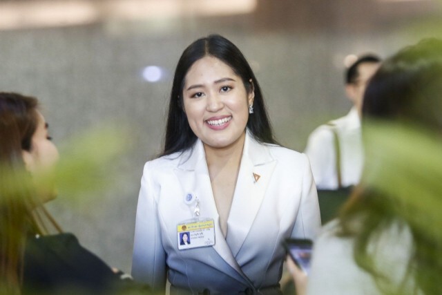 "กนก" แนะจับตา "ช่อ" อีกไม่นานก็รู้ว่า คนดี..ไม่มีวันกลัวสื่อ