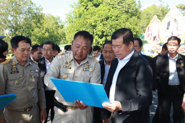 นิพนธ์ ตรวจอ่างเก็บน้ำห้วยเสนง จ.สุรินทร์ รับภัยแล้ง "มั่นใจ แล้งนี้เมืองสุรินทร์ ไม่ขาดน้ำ"