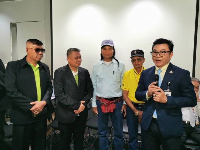 เกษตรกร 17 จังหวัดยื่นหนังสือของบหนุนโซลาร์เซลล์ –โรงไฟฟ้าชุมชน