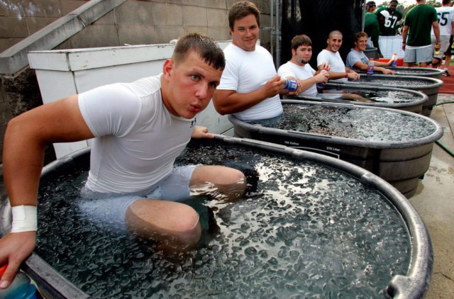 เปิดเคล็ดลับนักวิ่งระดับโลก เริ่มต้นในอ่างน้ำแข็ง