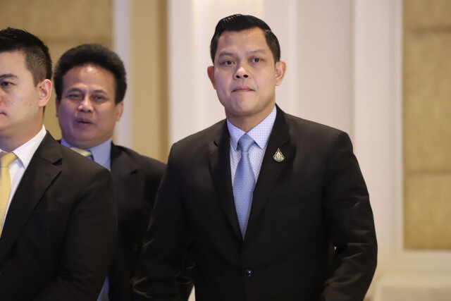 "ธนกร"ซัด"ธนาธร"ไร้ความรับผิดชอบ หลังทิ้งเก้าอี้กมธ.งบ63