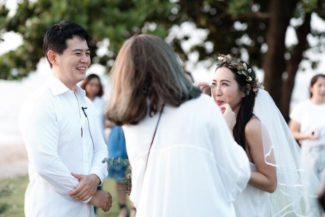 เซอร์ไพรส์อีกคู่! "ตุ๊ ธนานันต์" คุกเข่าขอ "วีเจจ๋า ณัฐฐาวีรนุช"