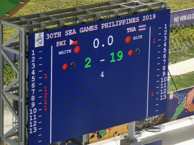 ลุงป้อม ร่วมฉลองเหรียญทองโปโลน้ำหญิงซีเกมส์