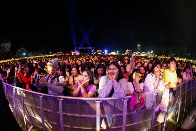 "ขันเงิน-เดย์" ไทยเทเนี่ยม ขึ้นเวที "Farm Festival On The Hill ครั้งที่ 7"