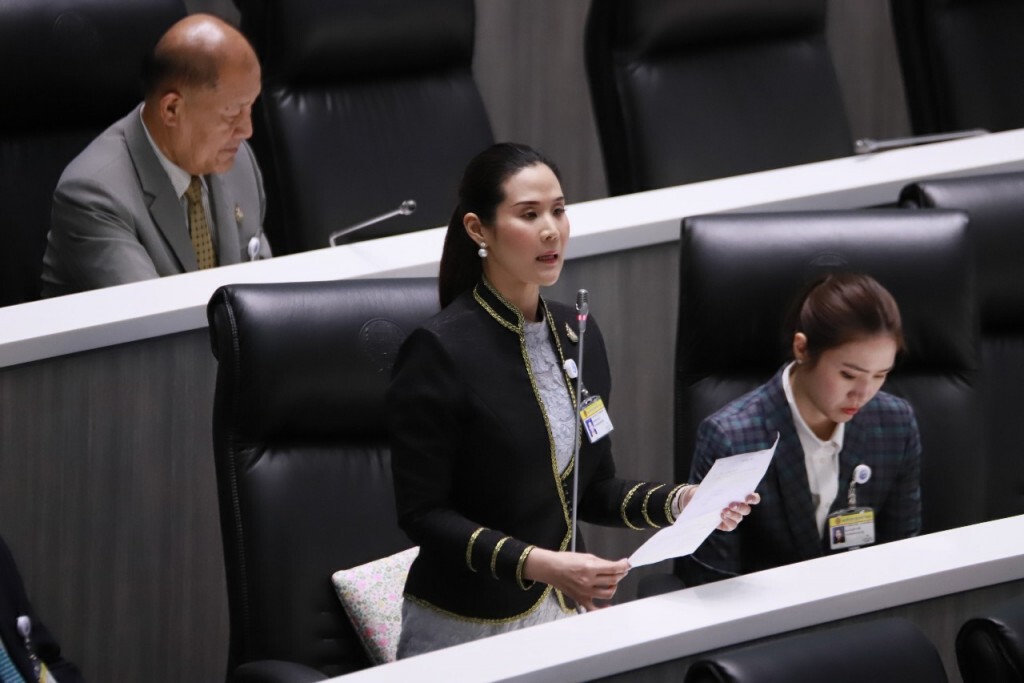 ขอแสงสว่างบนถนน หวังลดอุบัติเหตุ ขอแสงสว่างบนถนน หวังลดอุบัติเหตุ