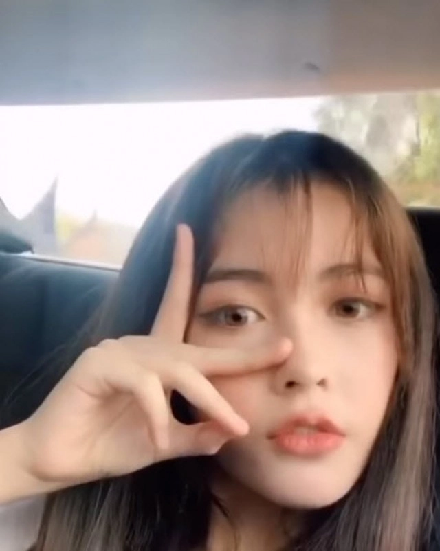 "นิกี้ BNK48" โพสต์คลิป ทำโอตะใจละลายแล้ว ก่อนงานจับมือ 7-8 ธ.ค.นี้