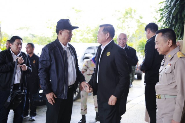 นิพนธ์ ติดตามสถานการณ์ อุทกภัยในพื้นที่จังหวัดนราธิวาส